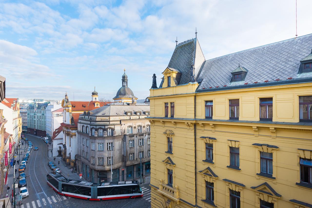 Spalena Apartment Prag Exteriör bild